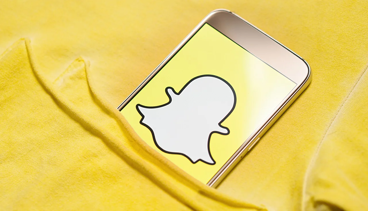 Snapchat's New AI Chatbot Sparks Concerns Among Teens and Parents