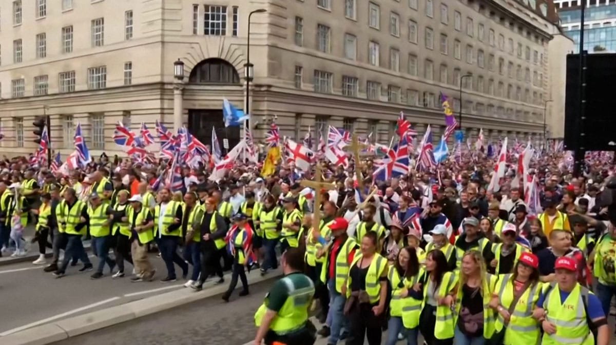 Mass Anti-Immigration Protest Draws Over 110,000 in London